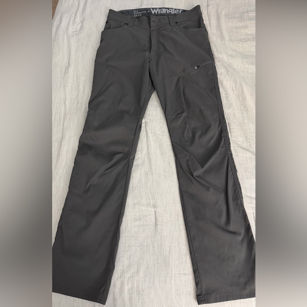 Wrangler Men's Dark Gray Cargo Pants